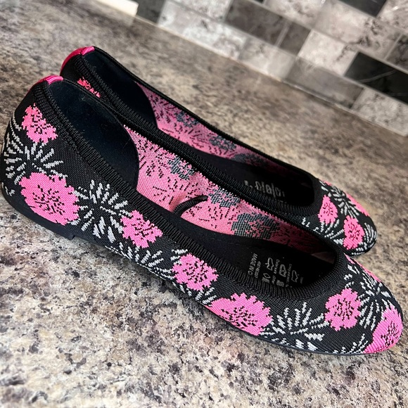 Serra Floral Slip-on Flats size 9 - Picture 2 of 8